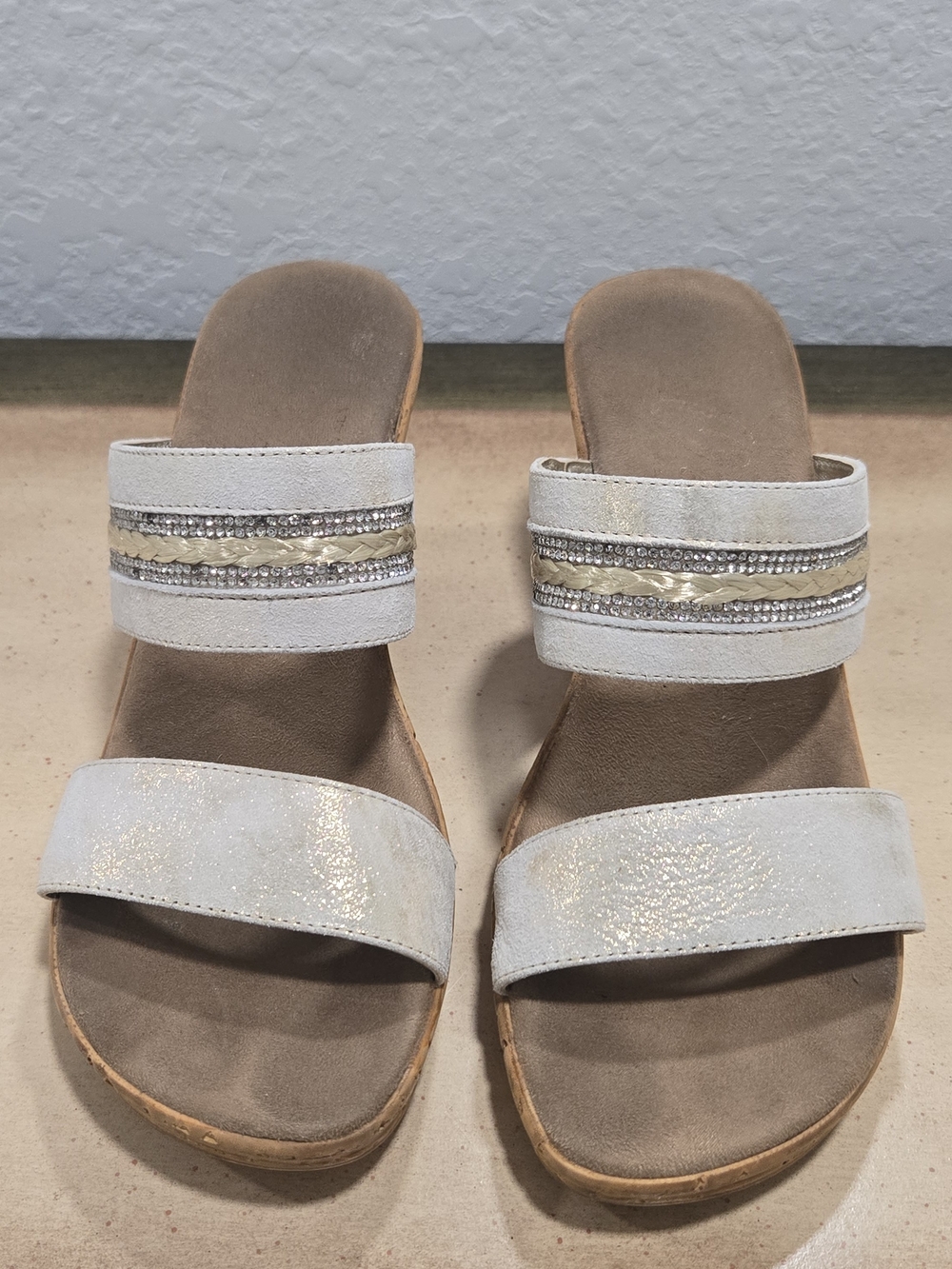 Onex Made In Italy. Amelia Platinum Wedge Sandals